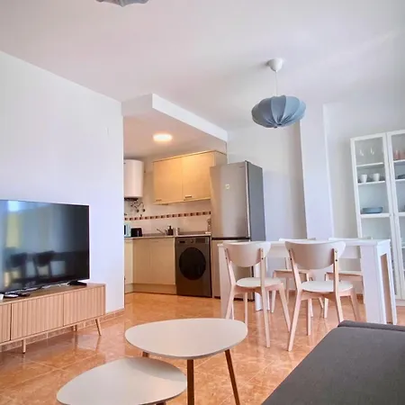 Centro Y A 3 Min Pie De Playa Con Terraza Y Garaje * Moncófar